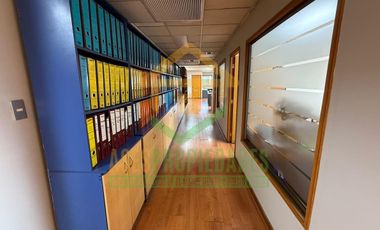 OPORTUNIDAD DE AMPLIA OFICINA EN LAS CONDES