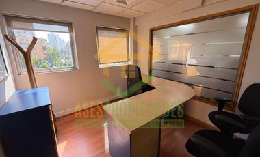 OPORTUNIDAD DE AMPLIA OFICINA EN LAS CONDES