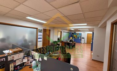 OPORTUNIDAD DE AMPLIA OFICINA EN LAS CONDES