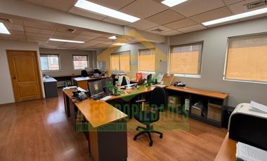 OPORTUNIDAD DE AMPLIA OFICINA EN LAS CONDES