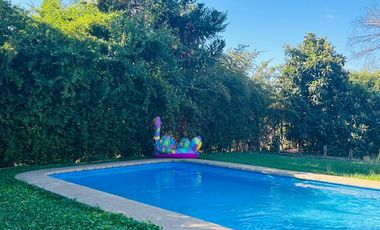 CASA DE 170MT2 APROX CONTRUIDOS 4200MT2 DE TERRENO, SE VENDE