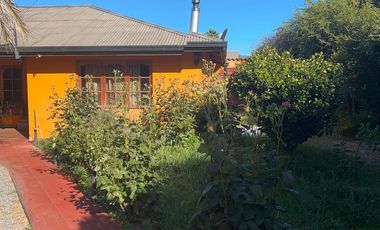 CASA DE 170MT2 APROX CONTRUIDOS 4200MT2 DE TERRENO, SE VENDE