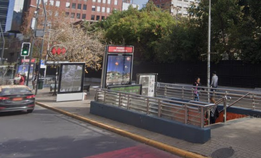 OFICINA 200M2 HABILITADA A PASOS DE METRO PEDRO DE VALDIVIA