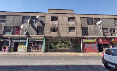 OPORTUNIDAD UNICA CASA EN EL CORAZON DE SANTIAGO CENTRO