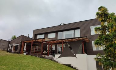 HERMOSA CASA A METROS DE LA PLAYA PELLUCO