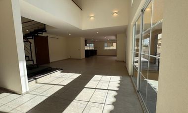 Casa en venta en Fracc Portofino en Metepec