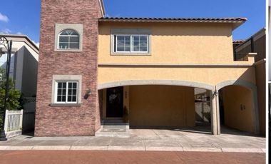 Casa en venta en Fracc Portofino en Metepec