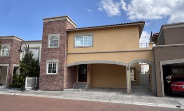 Casa en venta en Fracc Portofino en Metepec