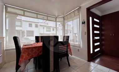 Casa en condominio en venta en Lomas de Memetla