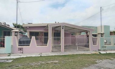 CASA EN RENTA EN COLONIA TILA, CDAD. DEL CARMEN