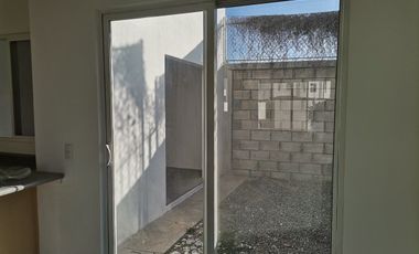 Paseos del Bosque 3 recámaras sala de tv, en esquina condominio con alberca