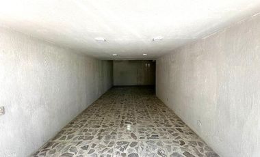 Local comercial en renta sobre Av. Manuel Acuña casi López Mateos