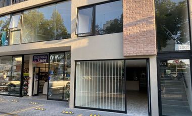Local comercial en renta sobre Av. Manuel Acuña casi López Mateos