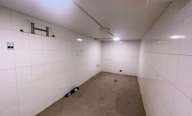 ARRIENDO  Local Comercial de 122,10 m2, Vicuña Mackenna, Ñuñoa