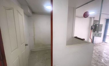 ARRIENDO  Local Comercial de 122,10 m2, Vicuña Mackenna, Ñuñoa