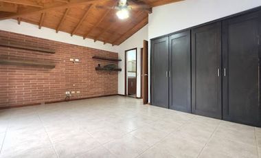 ARRIENDO de CASAS en ENVIGADO