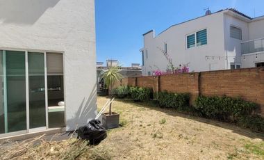 Casa en condominio en renta en Palma Real, Metepec, México
