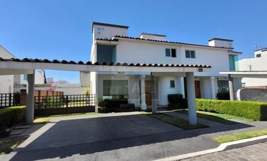Casa en condominio en renta en Palma Real, Metepec, México