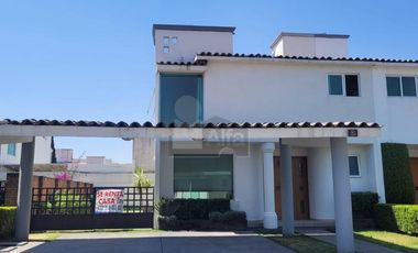 Casa en condominio en renta en Palma Real, Metepec, México