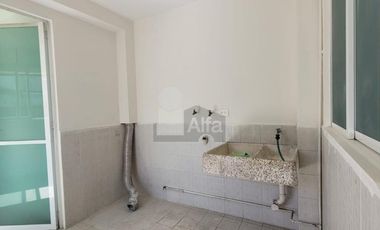 Casa en condominio en renta en Palma Real, Metepec, México