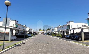 Casa en condominio en renta en Palma Real, Metepec, México
