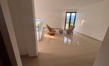 VENTA de CASA LOTE en GARZON