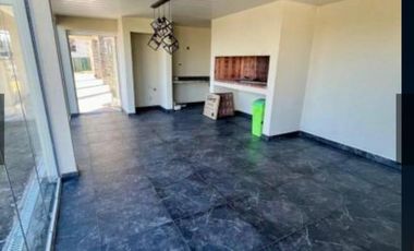 CASA EN VENTA 3AMB -C/ PILETA- LAGOS DE CANNING - CANNING