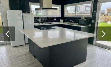 CASA EN VENTA 3AMB -C/ PILETA- LAGOS DE CANNING - CANNING