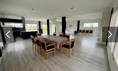CASA EN VENTA 3AMB -C/ PILETA- LAGOS DE CANNING - CANNING