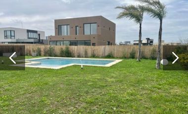 CASA EN VENTA 3AMB -C/ PILETA- LAGOS DE CANNING - CANNING