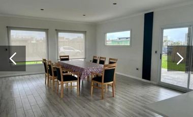 CASA EN VENTA 3AMB -C/ PILETA- LAGOS DE CANNING - CANNING