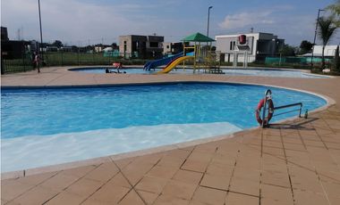 SE VENDE LOTE JAMUNDI PASO DE LA BOLSA UNIDAD EL LAGUITO