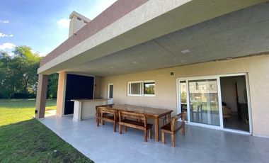Casa - Escobar -  San Matias -  A4  - PG - ALQUILER
