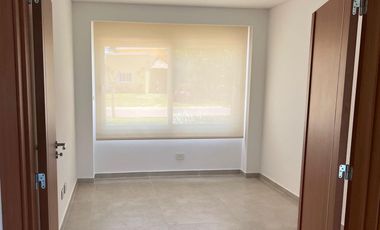 Casa - Escobar -  San Matias -  A4  - PG - ALQUILER