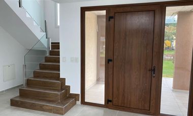 Casa - Escobar -  San Matias -  A4  - PG - ALQUILER