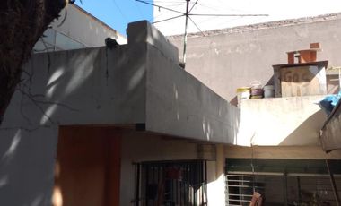 Casa en  Caseros