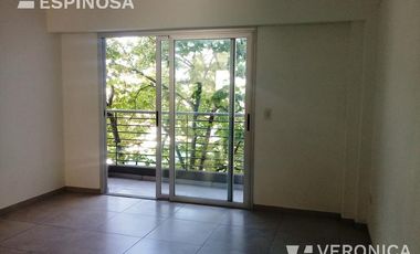 Departamento de un ambiente en alquiler - Moron, con cochera