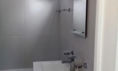 Departamento de un ambiente en alquiler - Moron, con cochera