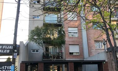 Departamento de un ambiente en alquiler - Moron, con cochera