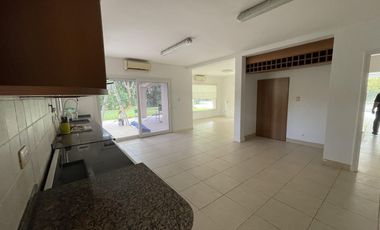 CASA. ALQUILER. LAS CALETAS NORDELTA,