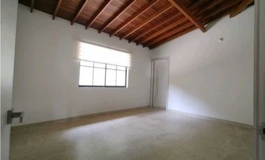 Arriendo hermosa casa campestre Envigado sector Antillas