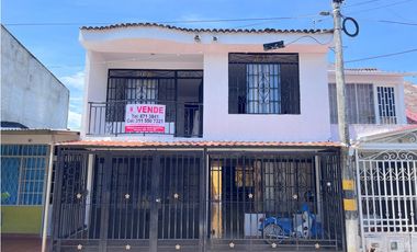 SE VENDE CASA EN EL ORIENTE