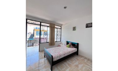 SE VENDE CASA EN EL ORIENTE