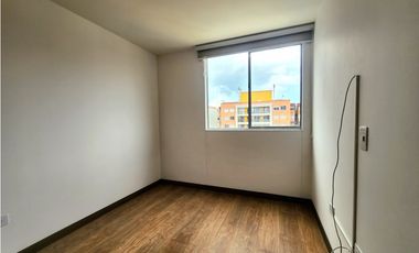 ROBLE NOVATERRA ARRIENDO PISO 11