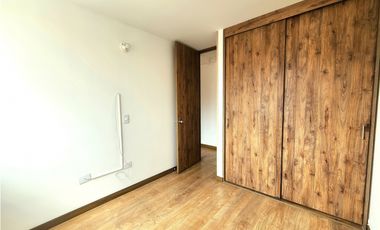 ROBLE NOVATERRA ARRIENDO PISO 11