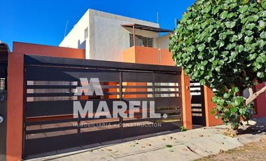 AMPLIA CASA EN VENTA DE 3 RECÁMARAS, 1 EN PLANTA BAJA AL NORTE DE COLIMA