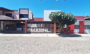 AMPLIA CASA EN VENTA DE 3 RECÁMARAS, 1 EN PLANTA BAJA AL NORTE DE COLIMA