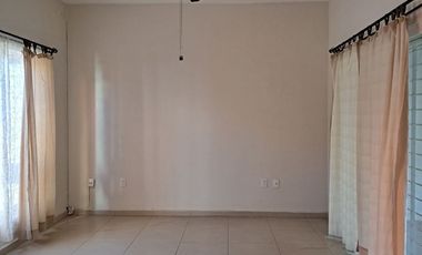 AMPLIA CASA EN VENTA DE 3 RECÁMARAS, 1 EN PLANTA BAJA AL NORTE DE COLIMA