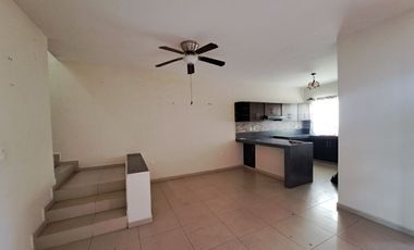 AMPLIA CASA EN VENTA DE 3 RECÁMARAS, 1 EN PLANTA BAJA AL NORTE DE COLIMA