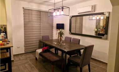 Casa en Venta Almería Apodaca